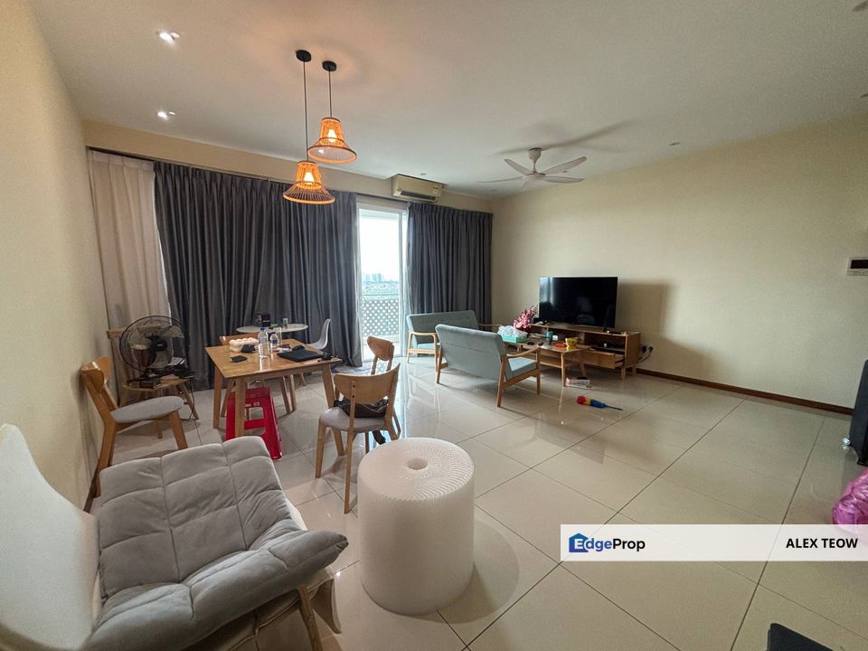 Grandview 360 Apartment For Sale/ 3+1R 2B/ 1294sqft/ Johor Bahru, Johor, Johor Bahru