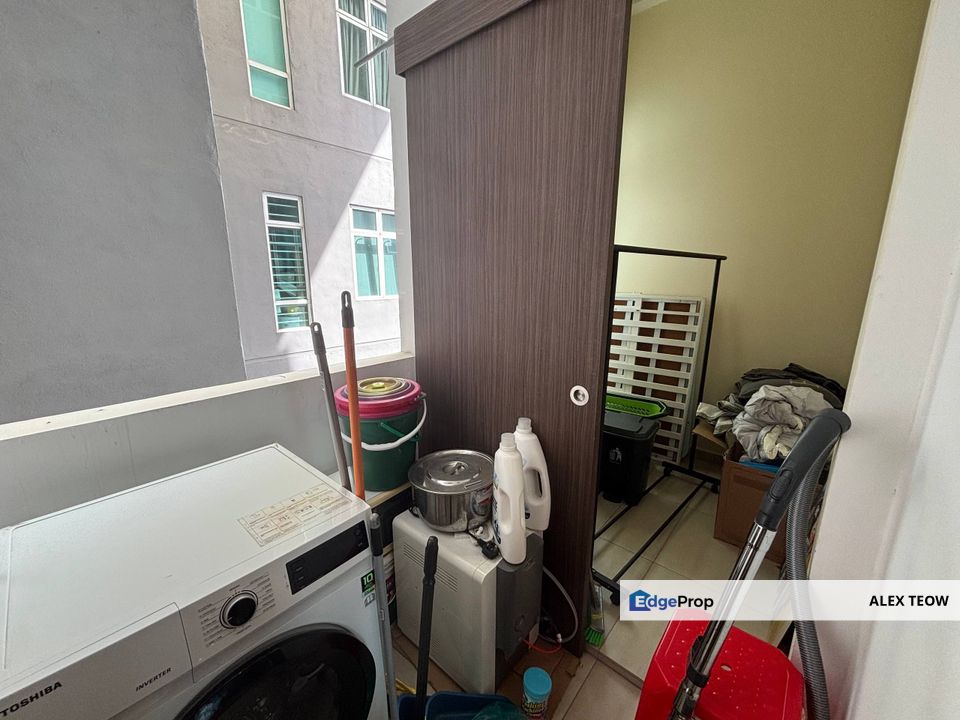 Grandview 360 Apartment For Sale/ 3+1R 2B/ 1294sqft/ Johor Bahru, Johor, Johor Bahru
