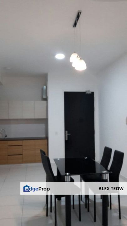 Sky View Apartment For Sale/ 2R 2B/ 871sqft/ Bukit Indah/ Iskandar Puteri, Johor, Bukit Indah