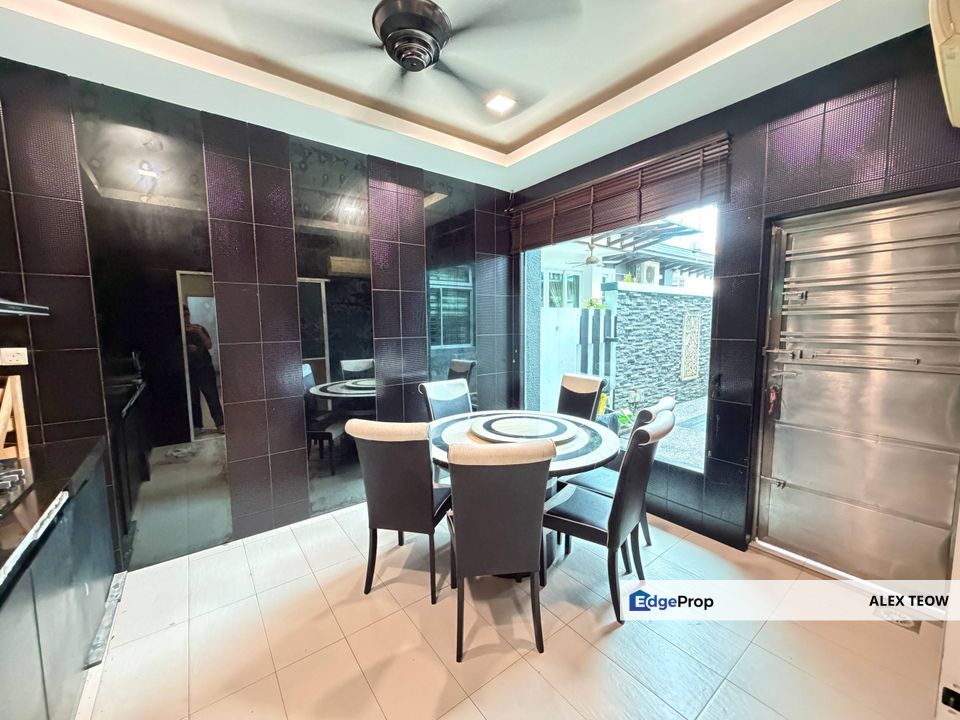 Taman Gaya Double Storey Cluster House For Sale/ Ulu Tiram, Johor, Ulu Tiram