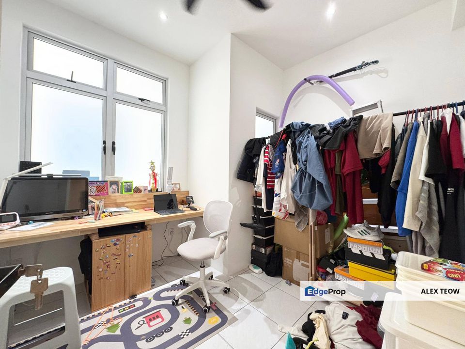 Camellia Residence Apartment For Sale/ Seri Austin, Johor, Johor Bahru