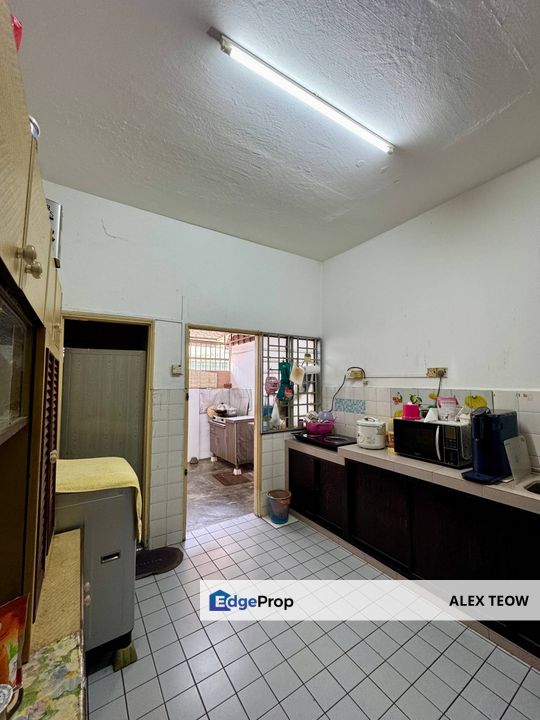 Taman Sri Putri Jalan Besi Double Storey Terrance For Sale/ Skudai, Johor, Skudai