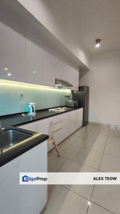 Sky Habitat Apartment For Sale/ 3R 2B/ 1200sqft/ JB town/ Johor Bahru, Johor, Johor Bahru