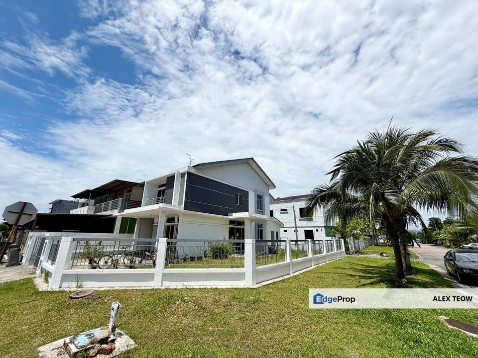 Rini Hills 2 Mutiara Rini Double Storey CORNER LOT For Sale/ Skudai, Johor, Skudai
