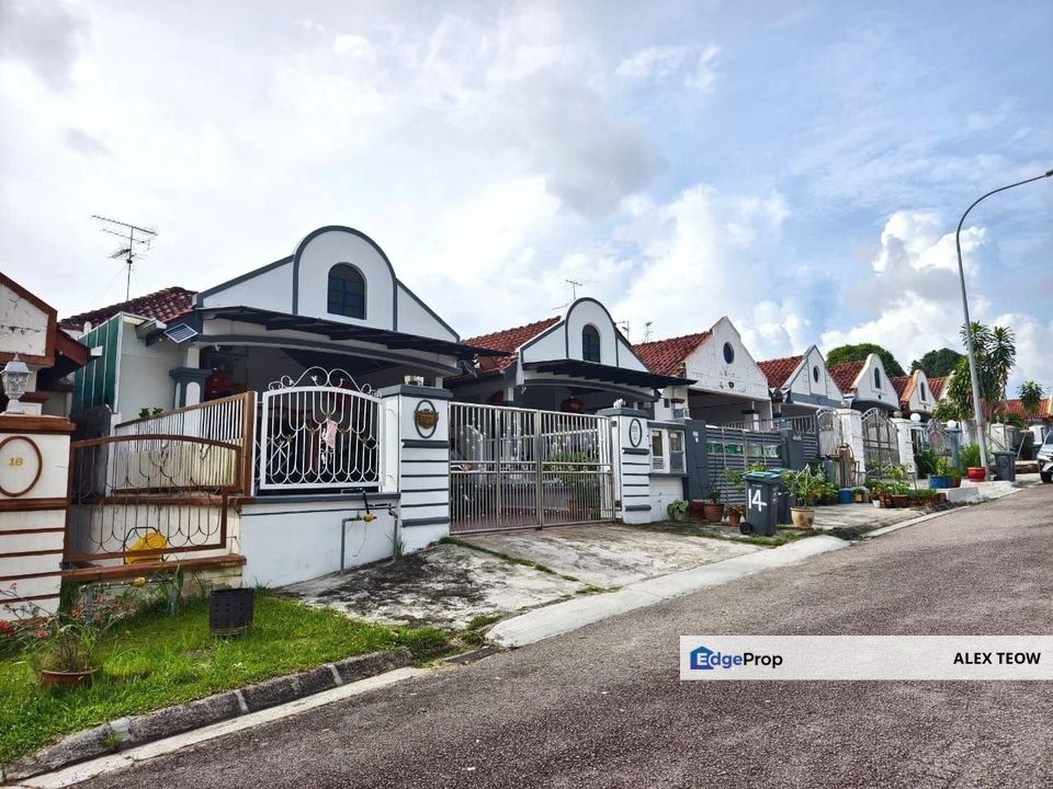 Taman Pelangi indah Single Storey Terrance/ guard and gated/ Ulu Tiram, Johor, Ulu Tiram