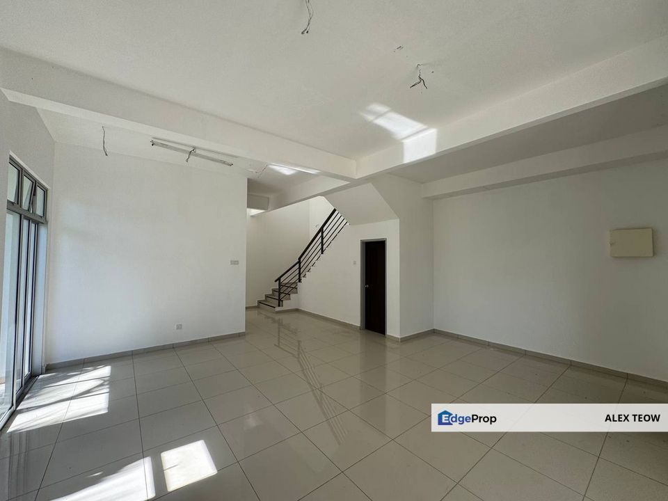 Fortune Hills Double Storey Cluster Endlot For Sale/ Kangkar Pulai/ Skudai, Johor, Skudai