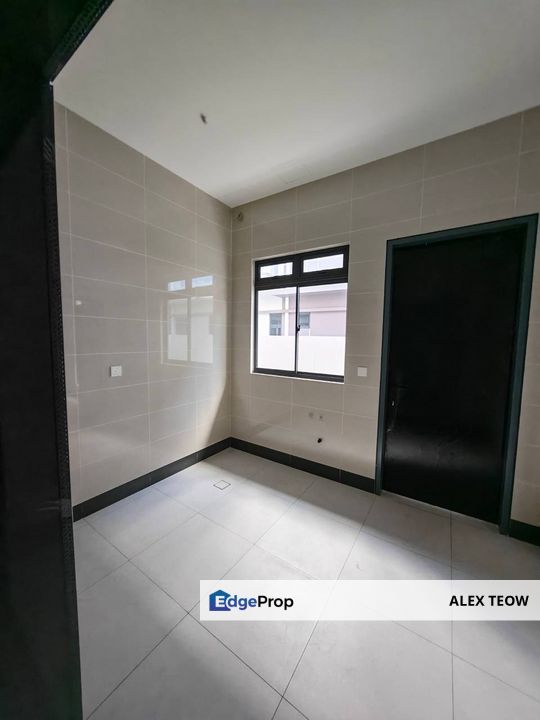 Uda Heights Double Storey Semi-D For Sale/ Uda Utama, Johor, Skudai