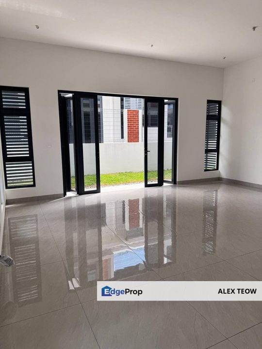 Uda Heights Double Storey Semi-D For Sale/ Uda Utama, Johor, Skudai