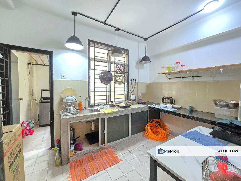 Villa Bestari Apartment For Sale/Full Loan and Cash Out/ 3R 2B/ 1150sqft/ Nusa Bestari, Johor, Johor Bahru