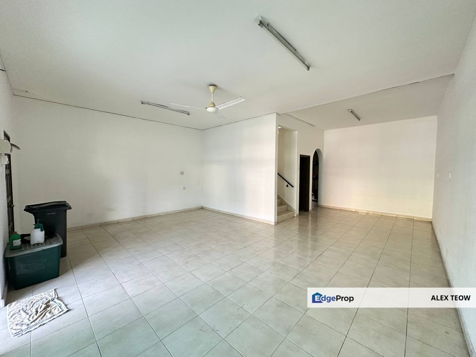 Taman Pulai Utama Double Storey Terrance For Sale/ Skudai, Johor, Skudai