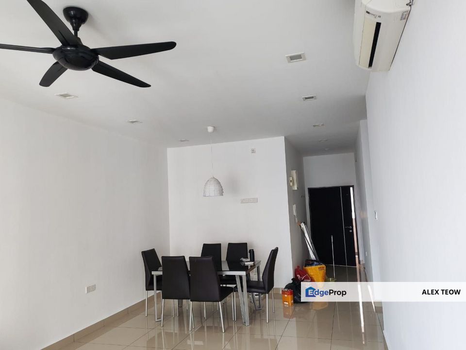 M Condominium Apartment For Sale/ Full Loan/ 3R 2B/ 1068sqft/ Larkin, Johor, Johor Bahru