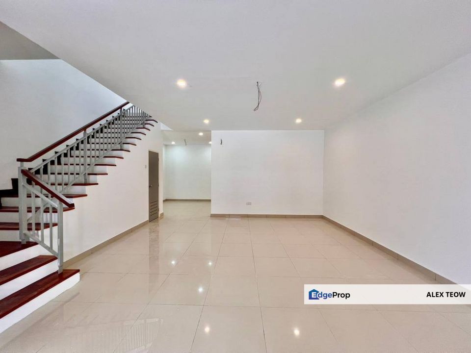 Rini Homes 8 Double Storey Terrance For Sale/ Mutiara Rini/ Skudai, Johor, Skudai