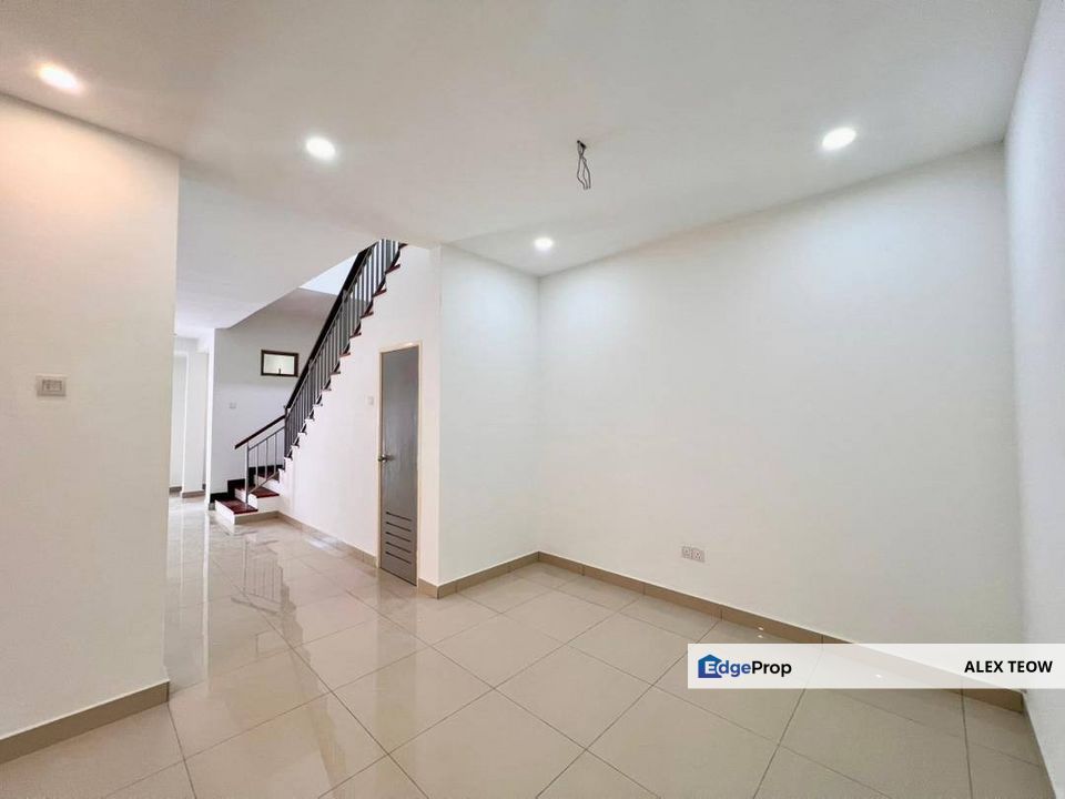 Rini Homes 8 Double Storey Terrance For Sale/ Mutiara Rini/ Skudai, Johor, Skudai