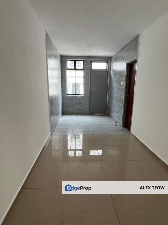 Lily 4 @ Bestari Indah Double Storey Terrance For Sale/ Ulu Tiram, Johor, Ulu Tiram