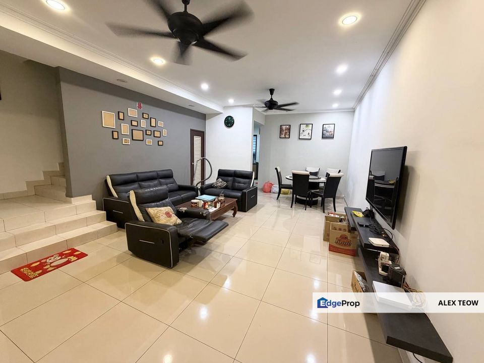 Bandar Tiram Double Storey Terrance For Sale/ Ulu Tiram, Johor, Ulu Tiram