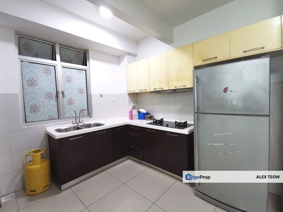 D'ambience residence Apartment For Sale/ 3R 2B/ 1114sqft/ Permas Jaya, Johor, Permas Jaya/Senibong