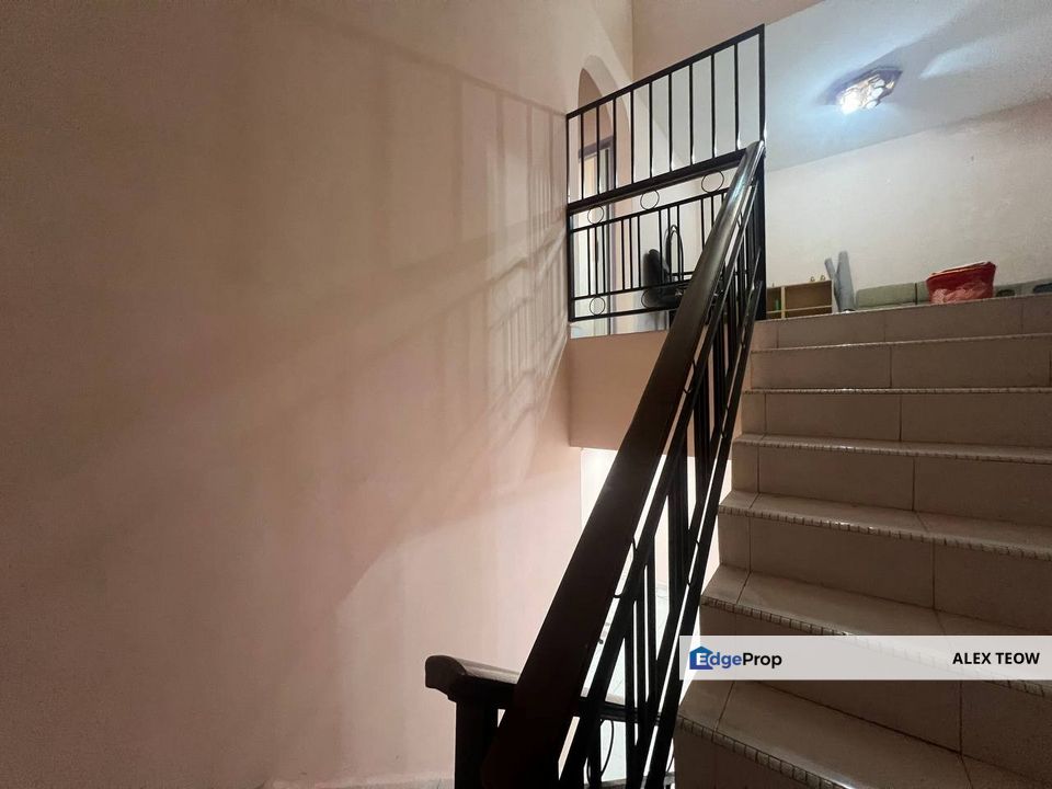 Taman Megah Double Storey Terrance For Sale/ pontian, Johor, Pontian