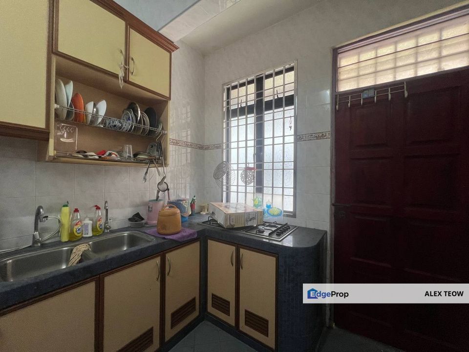 Taman Megah Double Storey Terrance For Sale/ pontian, Johor, Pontian