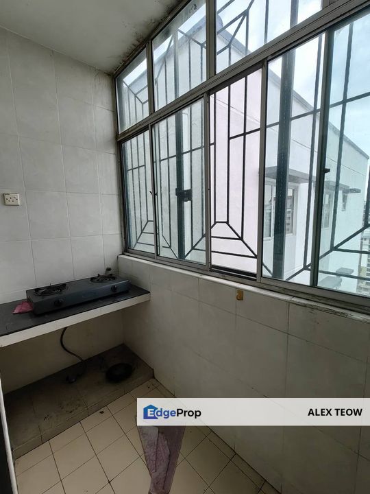 Bistari Impian Apartment For Sale/ 3R 2B/ 1150sqft/ Larkin, Johor, Johor Bahru
