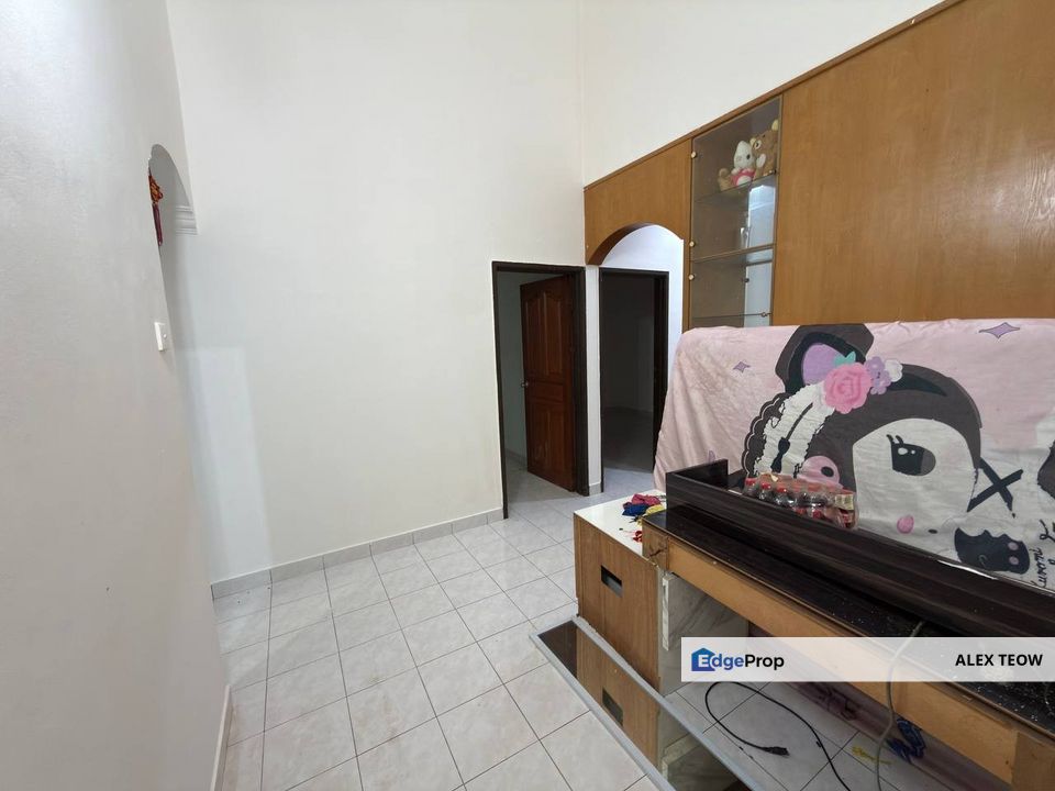 Taman Puteri Wangsa Jalan Keris Single Storey Terrance For Sale/ Ulu Tiram, Johor, Ulu Tiram