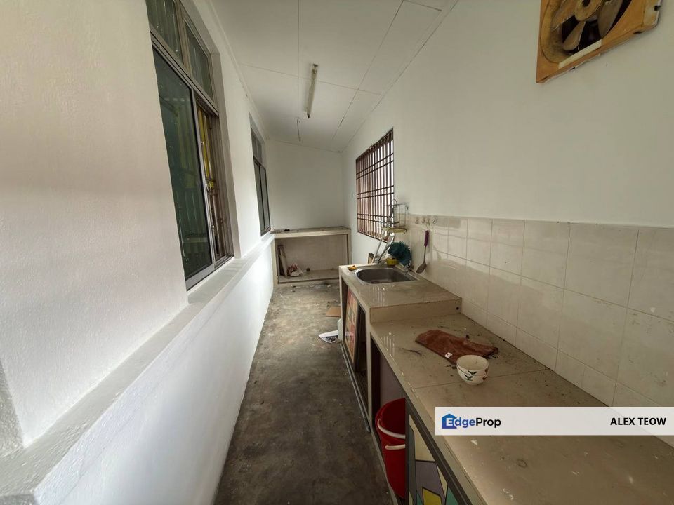 Taman Puteri Wangsa Jalan Keris Single Storey Terrance For Sale/ Ulu Tiram, Johor, Ulu Tiram