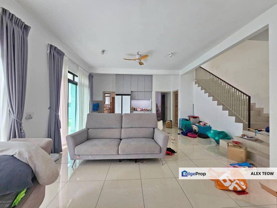 Aspira Gardens Double Storey Cluster House For Sale/ Iskandar Puteri, Johor, Gelang Patah