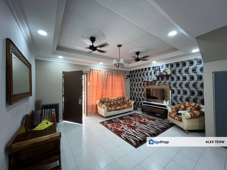 Taman Scientex Jalan Nuri Double Storey Terrance For Sale/ Pasir Gudang, Johor, Pasir Gudang