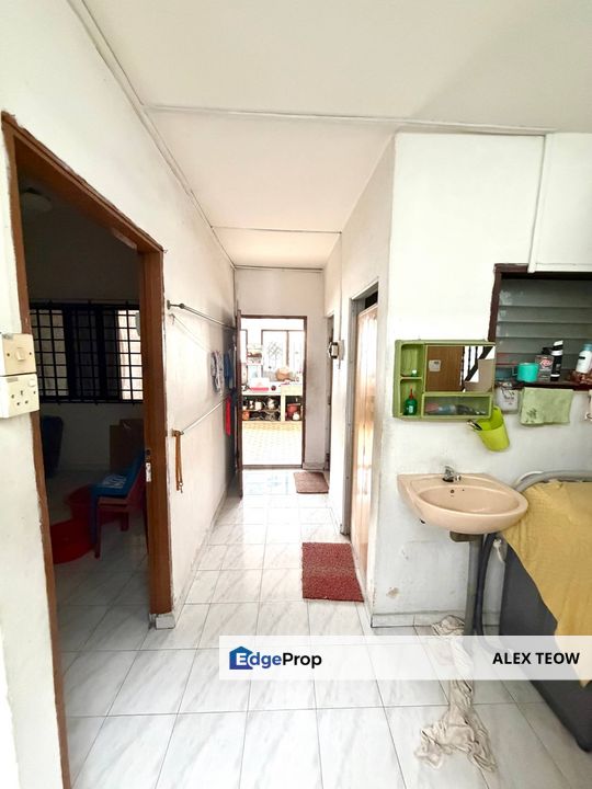 Taman Sri Skudai Jalan Tembaga Merah Single Storey Terrance For Sale/ Skudai, Johor, Skudai