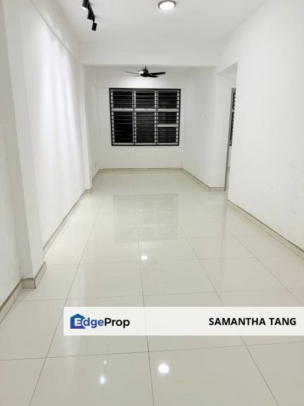 Partial Furniture 3Beds At Pangsapuri Pulai Mutiara 3 Apartment For Rent, Johor, Johor Bahru