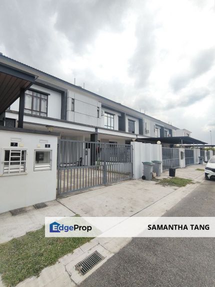 Partial Furniture Double Storey At Bukit Layang Layang For Rent, Johor, Pasir Gudang