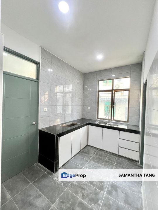 Renovation Unit 2 Storey Terrace At Dato Onn For Sale for Sale RM838
