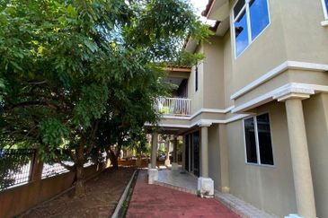 TAMAN GOLF (DARULAMAN HEIGHTS)