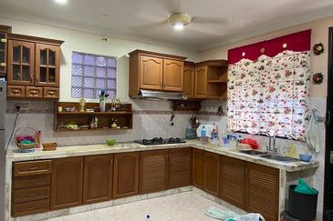 TAMAN GOLF (DARULAMAN HEIGHTS)