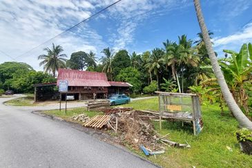Jalan Besar Sungai Bakap