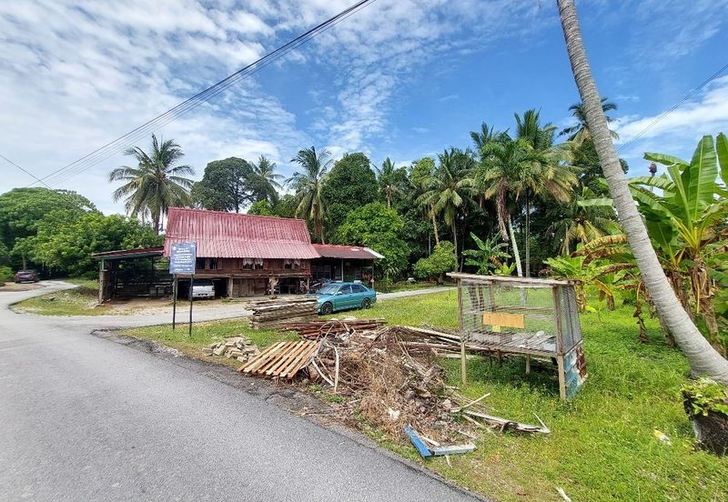 Jalan Besar Sungai Bakap