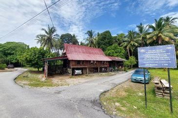 Jalan Besar Sungai Bakap