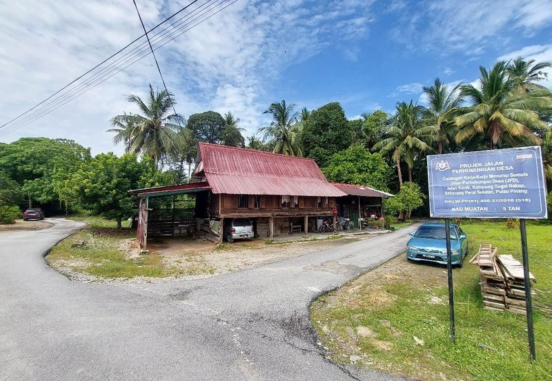 Jalan Besar Sungai Bakap