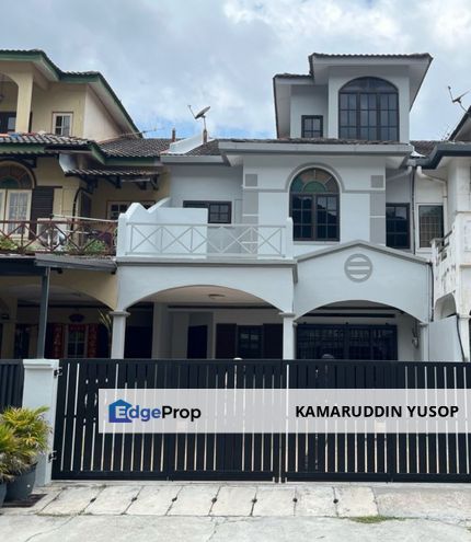 Refurbished 2.5 storey Strawberry Park Ampang (Taman Pinggir Rapat Perdana, Ipoh), Perak, Ipoh