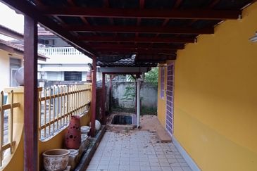 TAMAN KENANGA SEK 1(TAMAN TENGKERA)