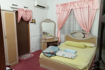 TAMAN KENANGA SEK 1(TAMAN TENGKERA)