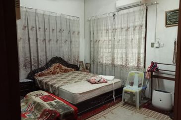 TAMAN KENANGA SEK 1(TAMAN TENGKERA)