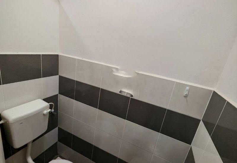 PANGSAPURI IKHLAS(TAMAN TUNKU INTAN SAFINA