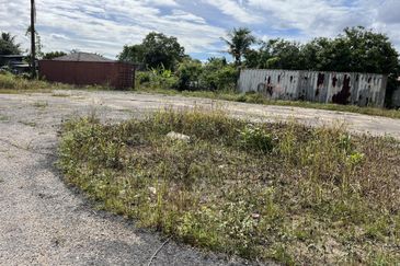 Jalan Putra Bahagia 8/2G 