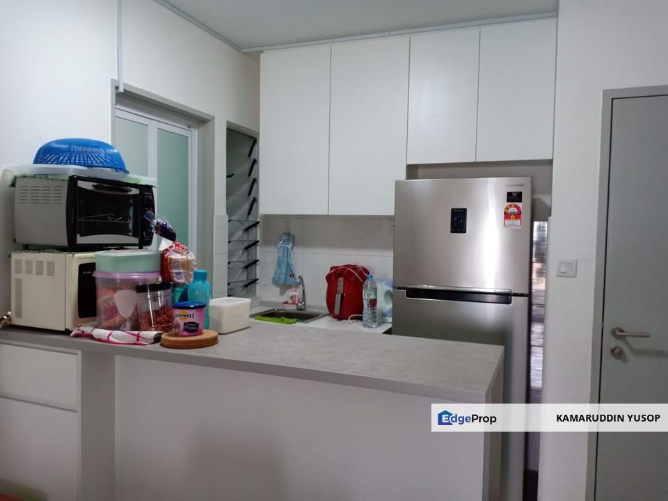 SENTROVUE SERVICE APARTMENT 3R2B FULLY FURNISHED PUNCAK ALAM Near UiTM / Econsave, Selangor, Bandar Puncak Alam