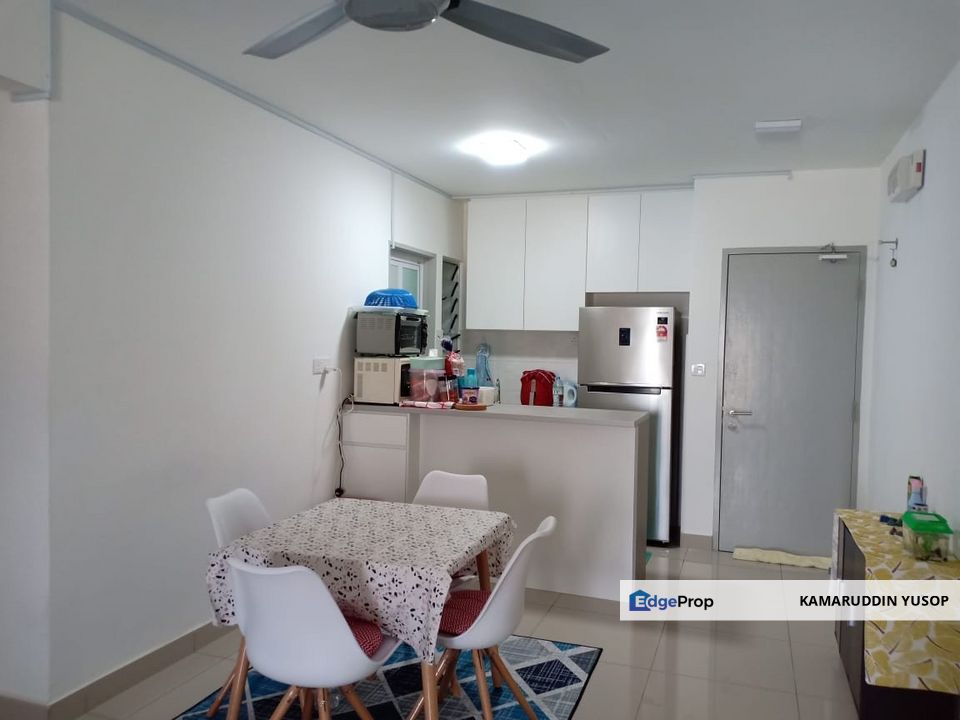 SENTROVUE SERVICE APARTMENT 3R2B FULLY FURNISHED PUNCAK ALAM Near UiTM / Econsave, Selangor, Bandar Puncak Alam