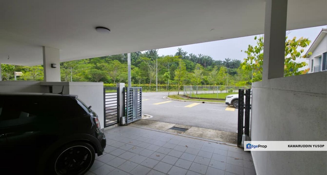 FREEHOLD GATED & GUARDED Laman Mawar Terrace House KOTA SERIEMAS Golf Club NILAI KPJ Univ KLIA Sepang, Negeri Sembilan, Seremban