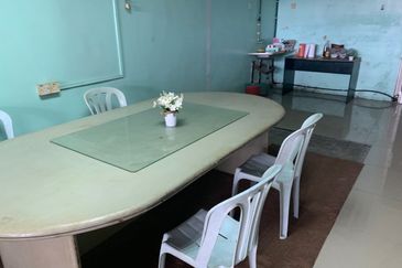 Jalan Tok Ungku, Rahang