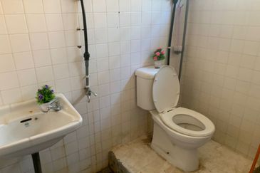 Jalan Tok Ungku, Rahang