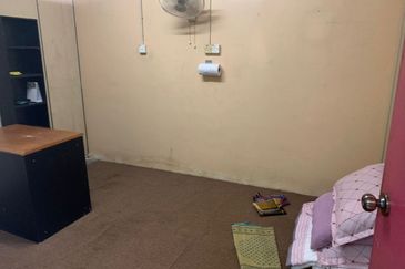 Jalan Tok Ungku, Rahang