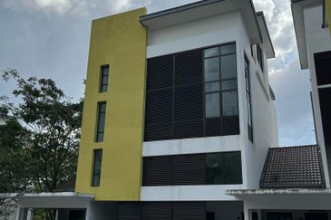 CEMPAKA SERI TOWN VILLAS @ KOTA SERIEMAS